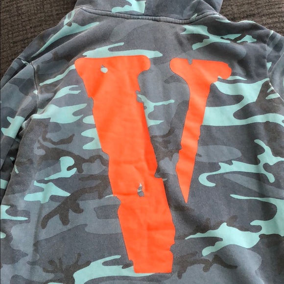 Vlone hoodie - Picture 4 of 5